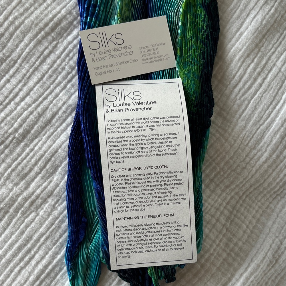 NWT • Shibori 100% Silk Scarf in Peacock • 22"x75" • Hand-Painted Wearable Art - Picture 12 of 15